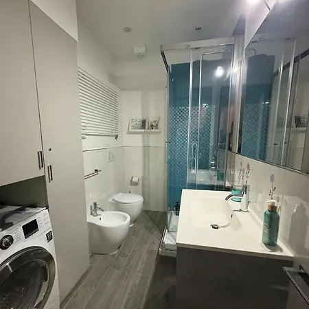 Apartament Casa Vicolanza Genua